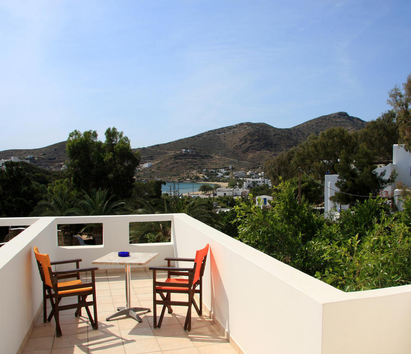 ARMADOROS_BALCONE.jpg