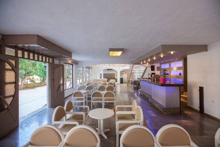 Bar-Restaurant__9_.jpg