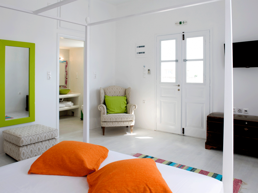 EIRIANA-LUXURY-SUITES_0005_SIDE-SEA-VIEW-SUPERIOR-SUITE-3-860x645.png