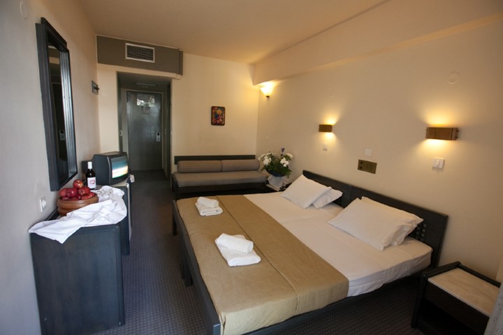 MainBuildingrooms__2_.jpg