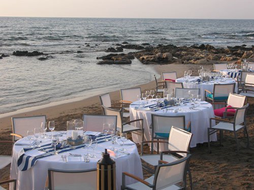 _Kalimera_Kriti_-_beach_bar_.jpg