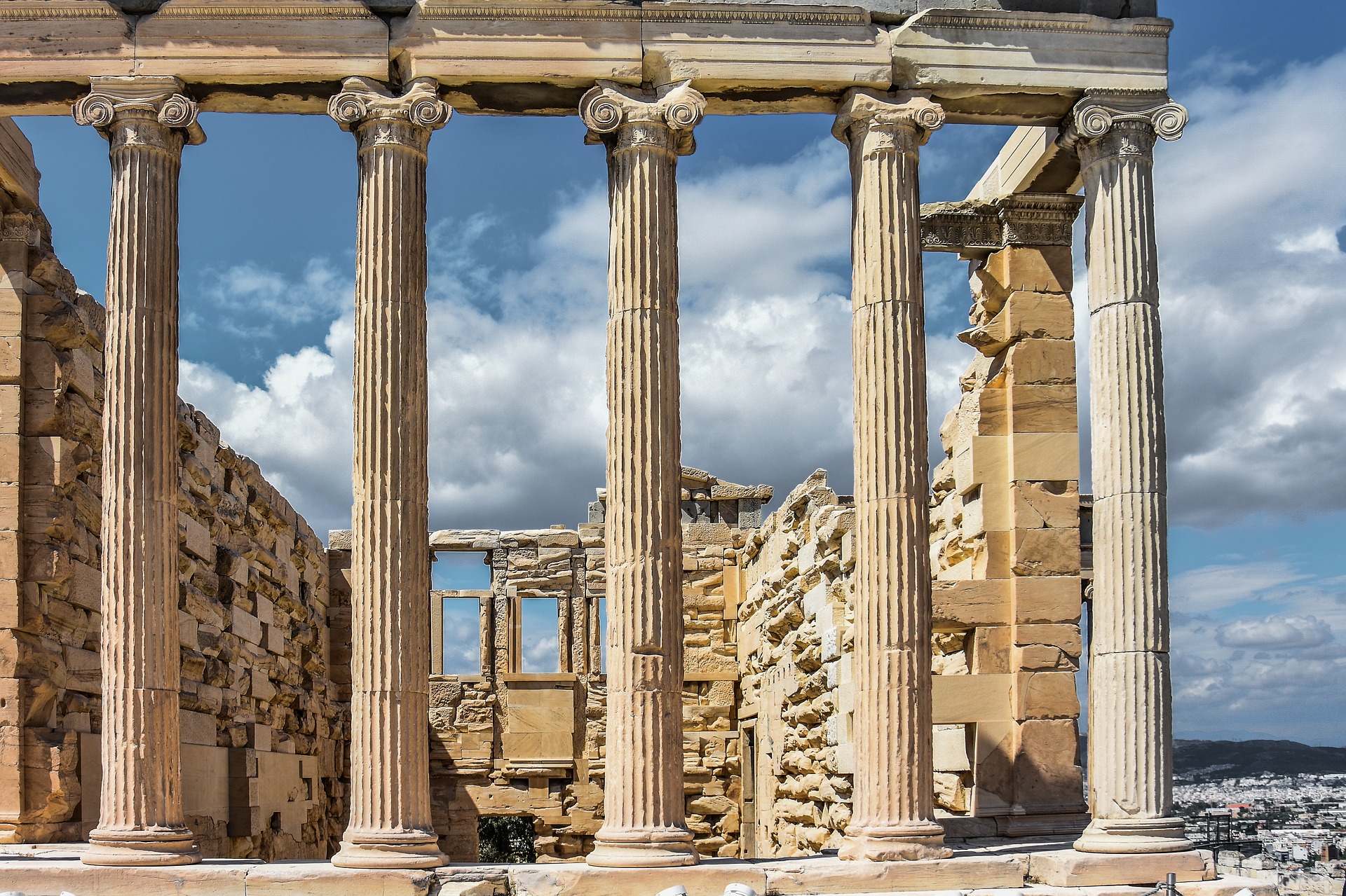 acropolis-2725917_1920.jpg
