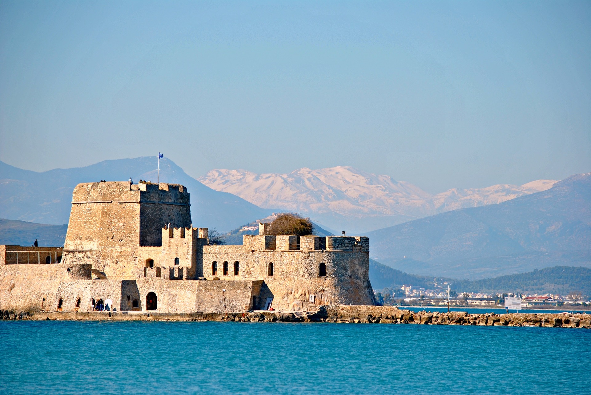 castle-14459164.jpg