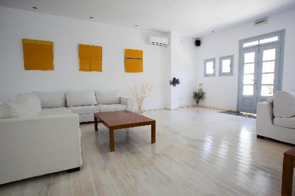 hotel-paros-philoxenia_-_camera._jpg.jpg