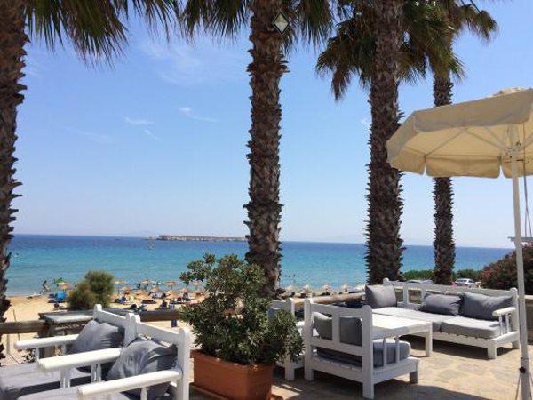 hotel-paros-philoxenia_-_vista_spiaggia_bar.jpg