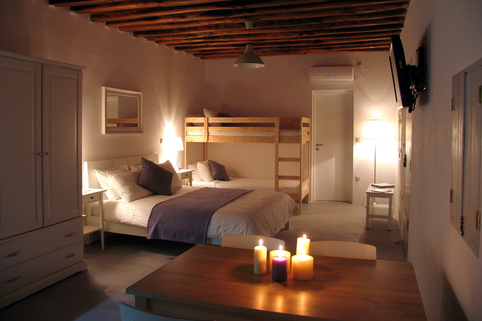 kimolos-thalassa-beach-house-5.jpg