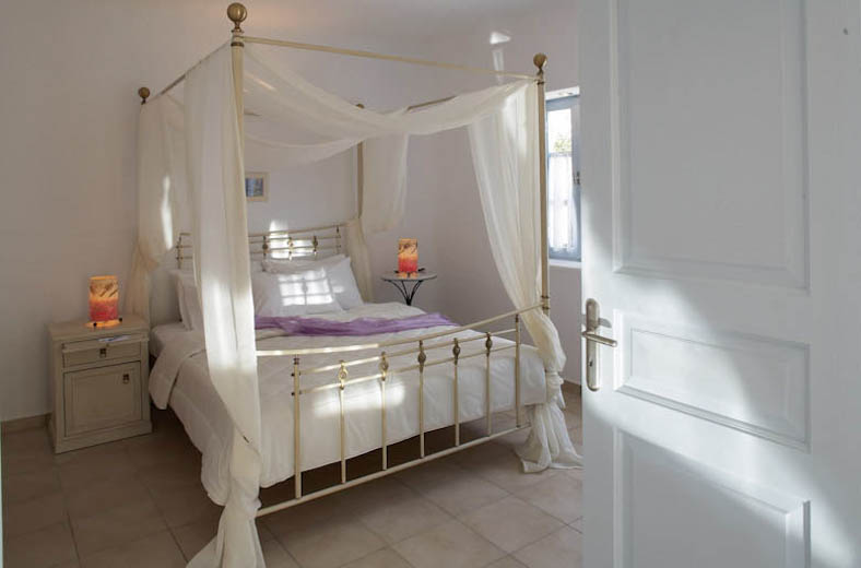 marillia-village-santorini-083.jpg