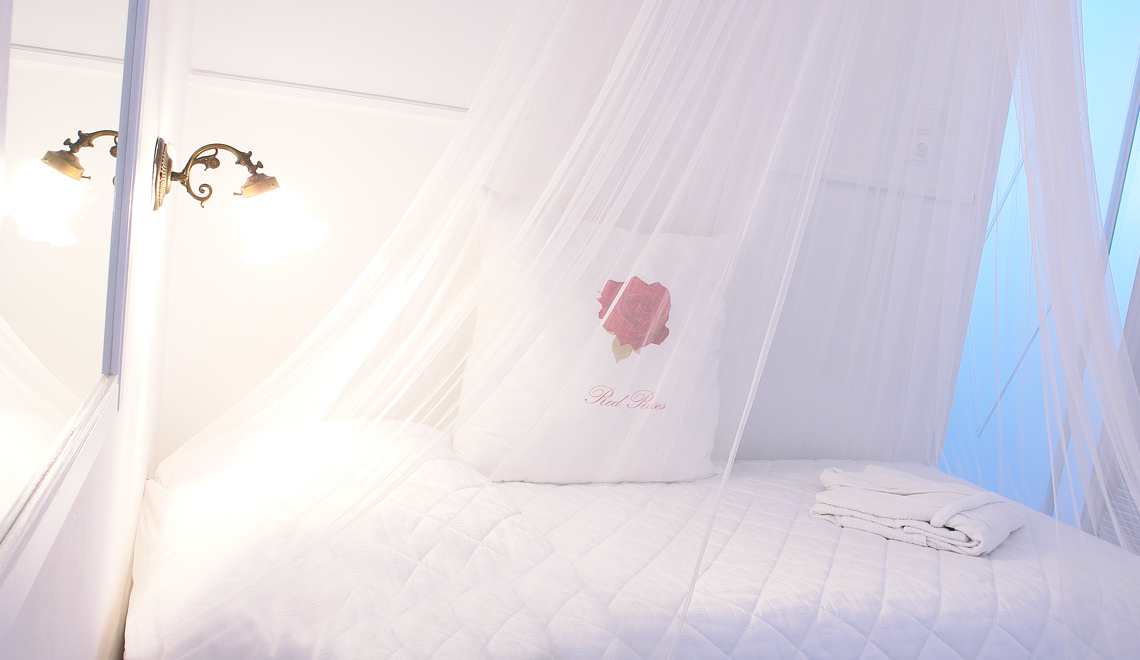 room1.jpg