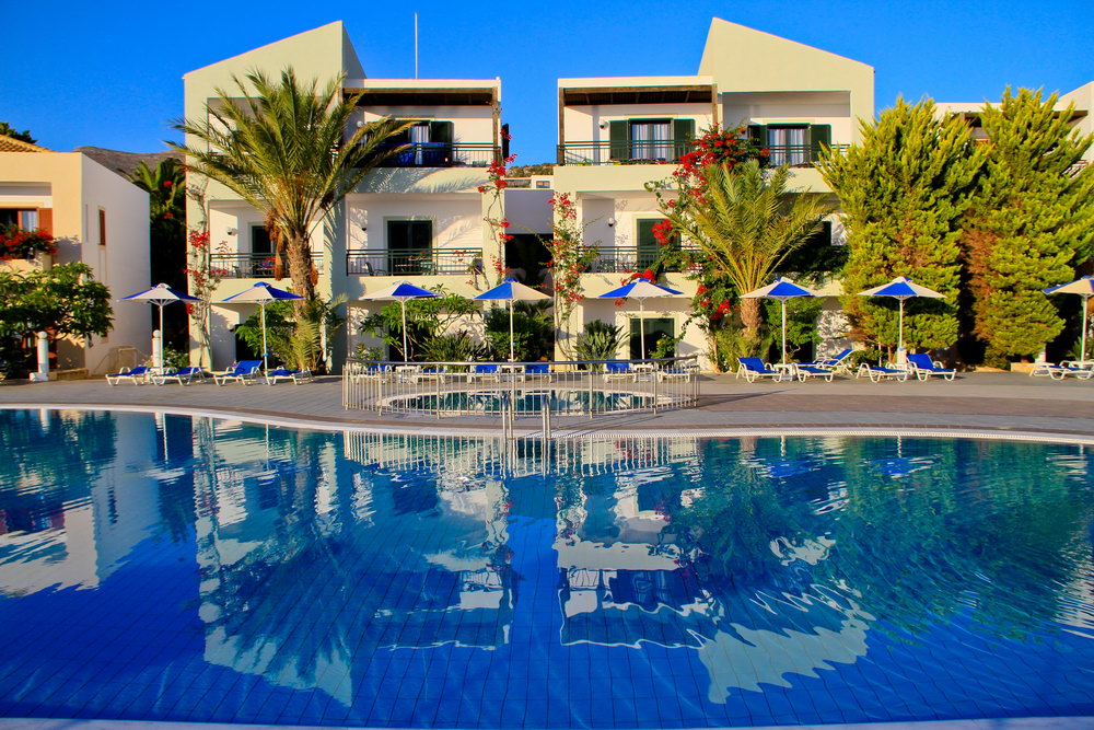 the_hotel_08.jpg