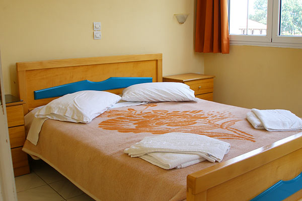 zanteresidence-girasole-camera.jpg